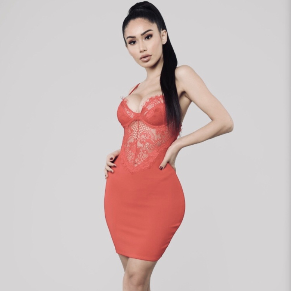 🚫SOLD Ⓜ️ERCARI Fashion Nova Lace Sexy Dress M